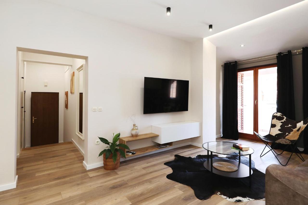 Apartments "Villa Antisin" With Heated Pool Zadar Exterior foto